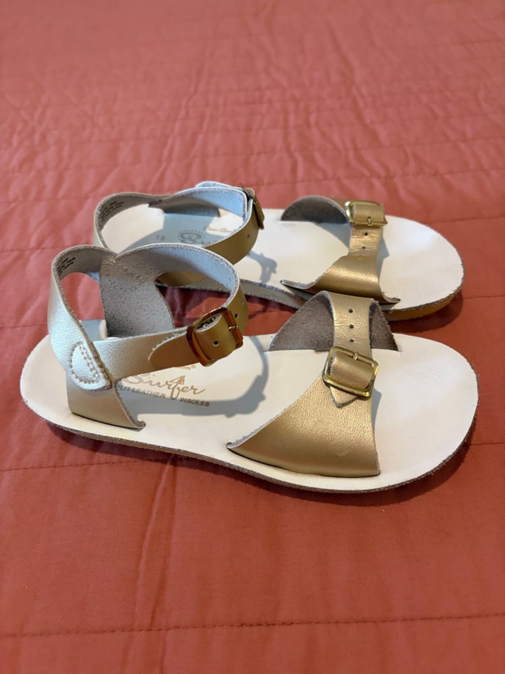Girls Sun San Surfer water sandals. Size 13, EUC! Perfect for vacation, beach